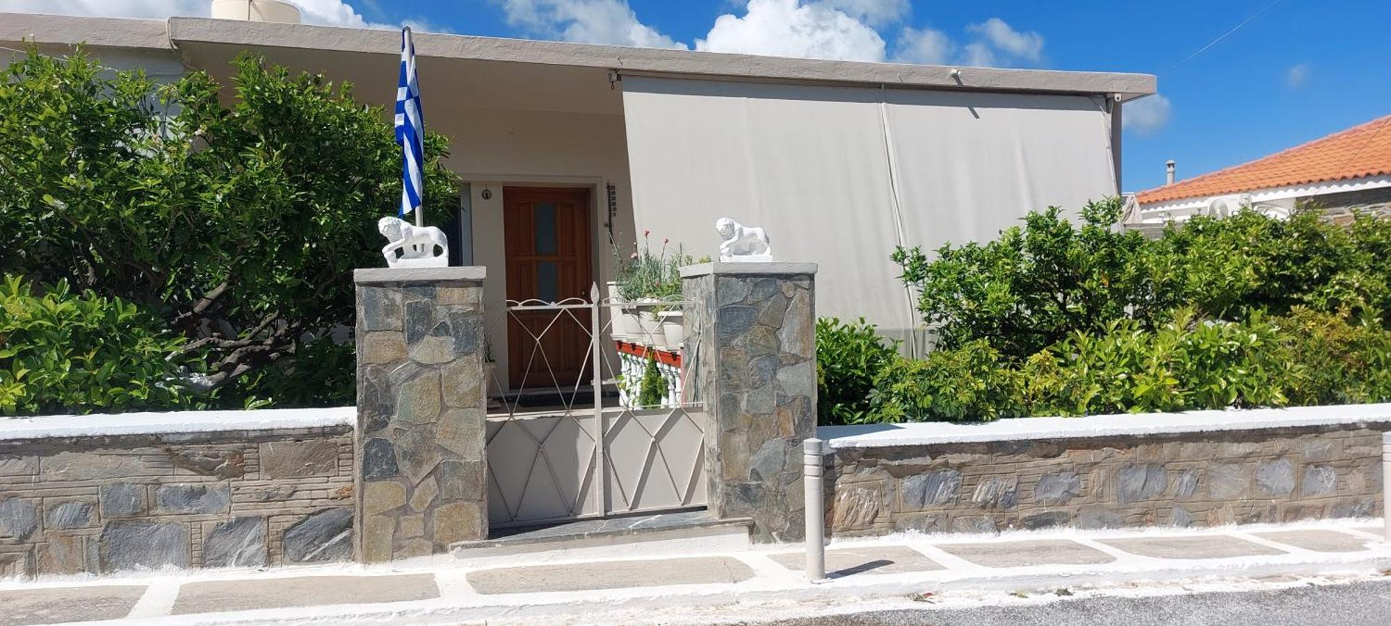 Apartment Nikol's Mesaria (Andros)